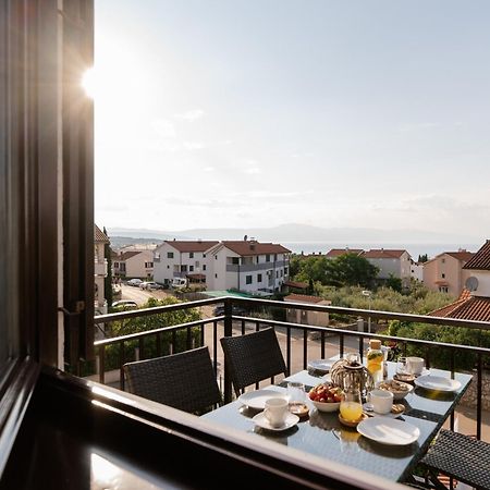 Bubi Apartments Malinska Luaran gambar