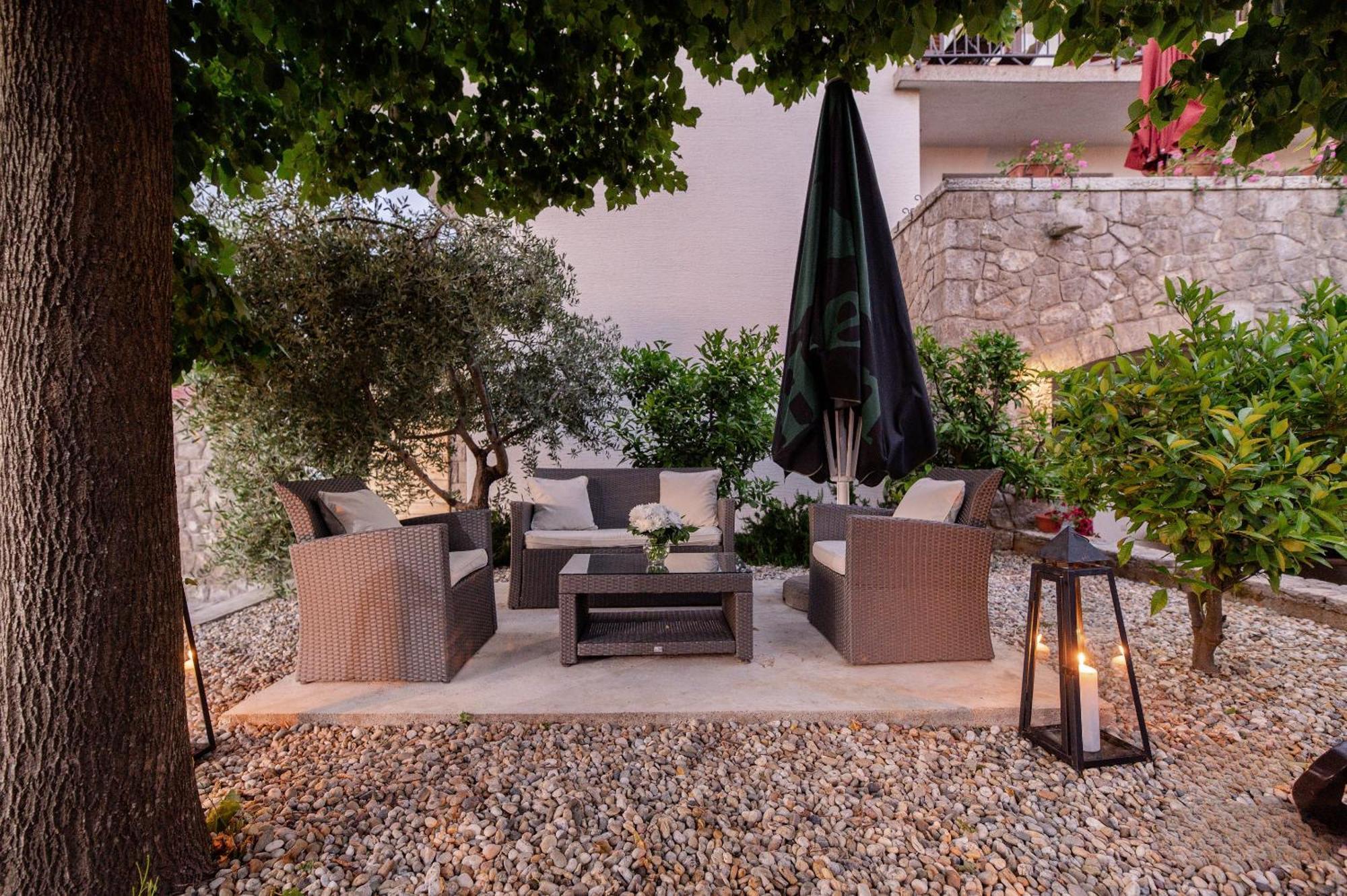 Bubi Apartments Malinska Luaran gambar