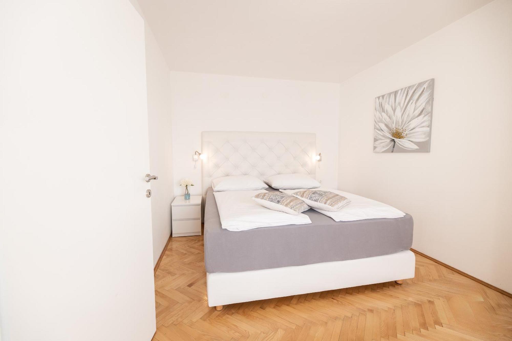 Bubi Apartments Malinska Luaran gambar