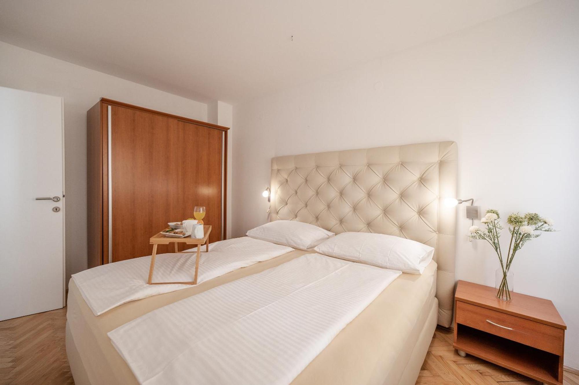 Bubi Apartments Malinska Luaran gambar