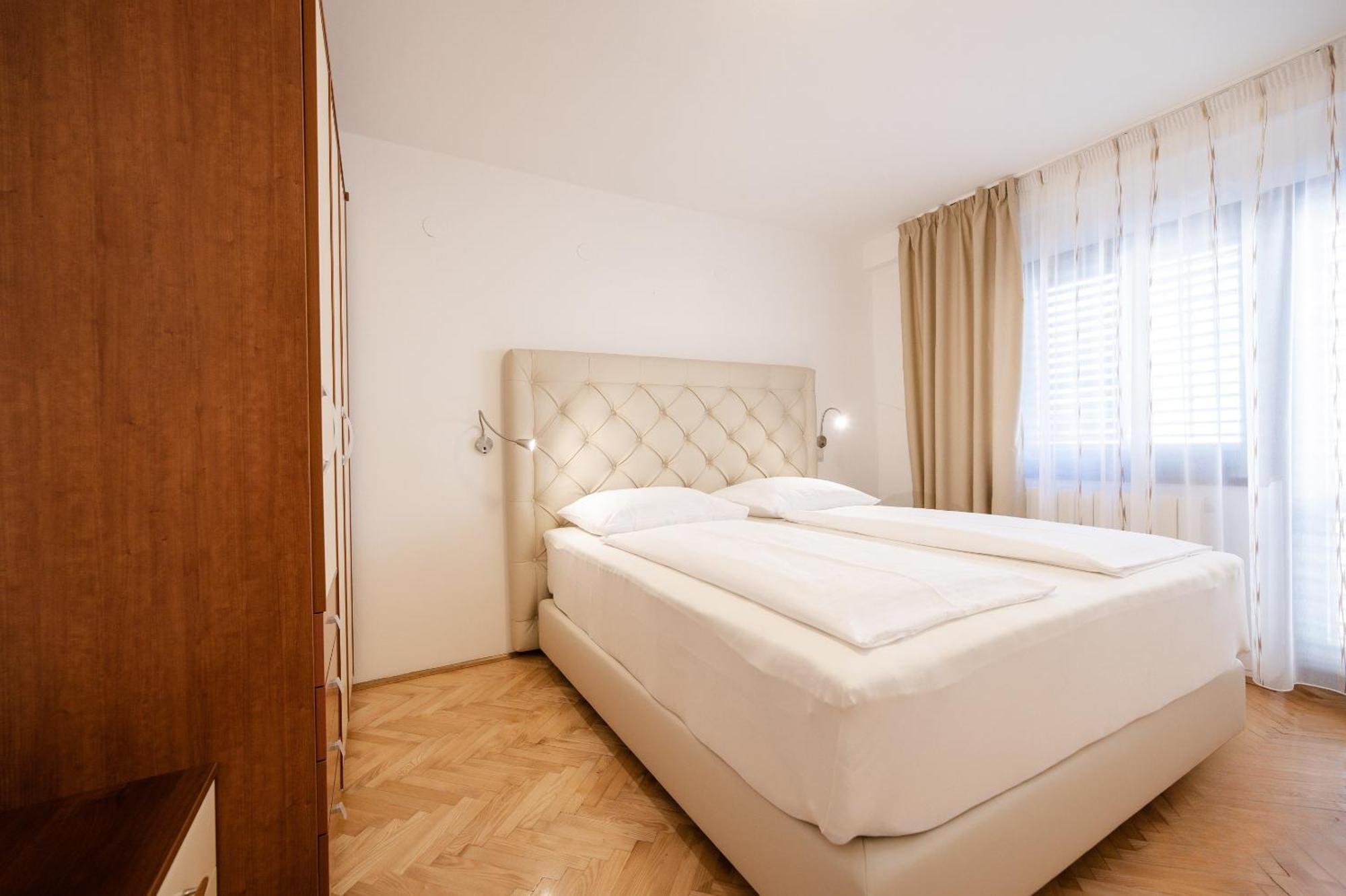 Bubi Apartments Malinska Luaran gambar