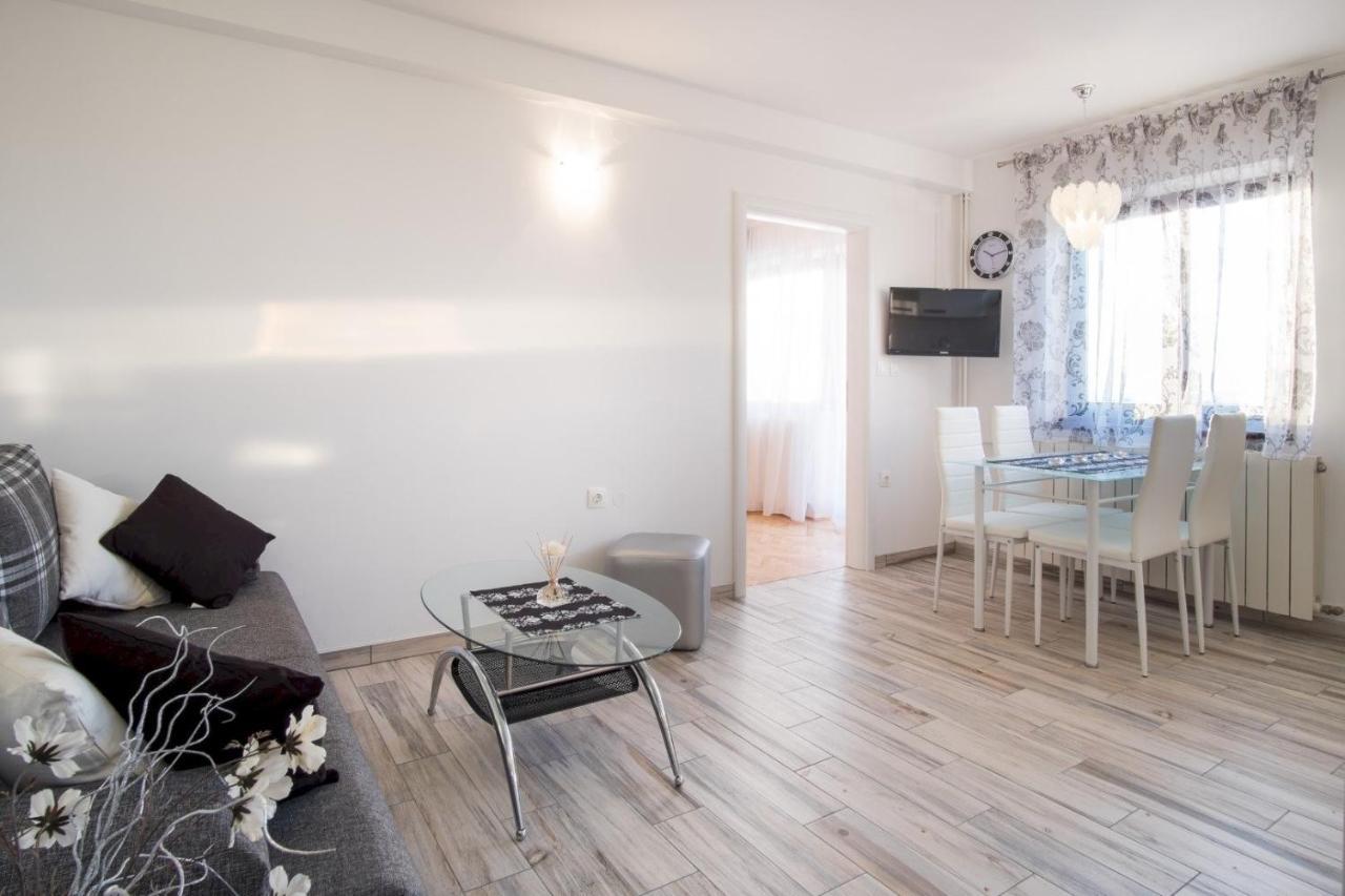Bubi Apartments Malinska Luaran gambar