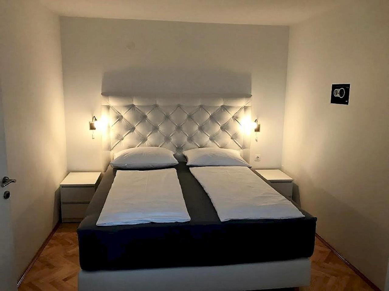 Bubi Apartments Malinska Luaran gambar