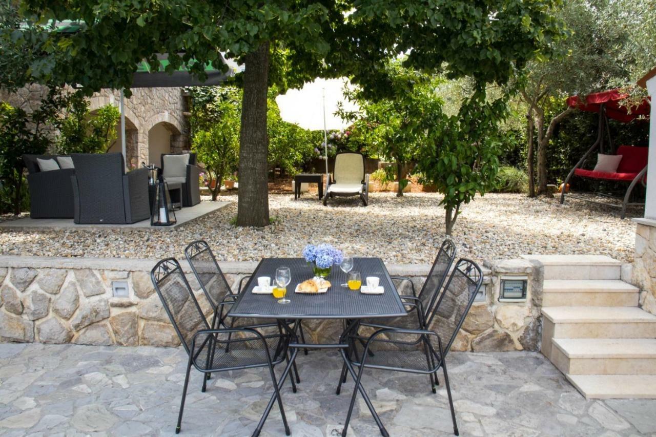 Bubi Apartments Malinska Luaran gambar